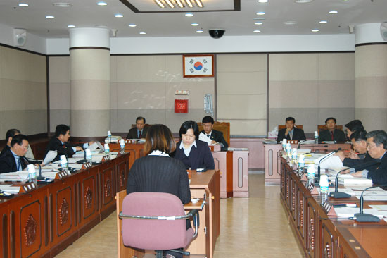 예산결산위원회