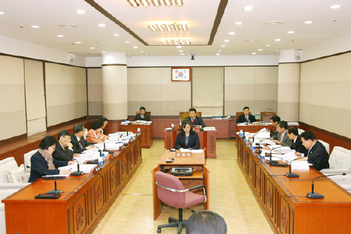 제 157회 정례회 행정보사위원회의 활동 모습