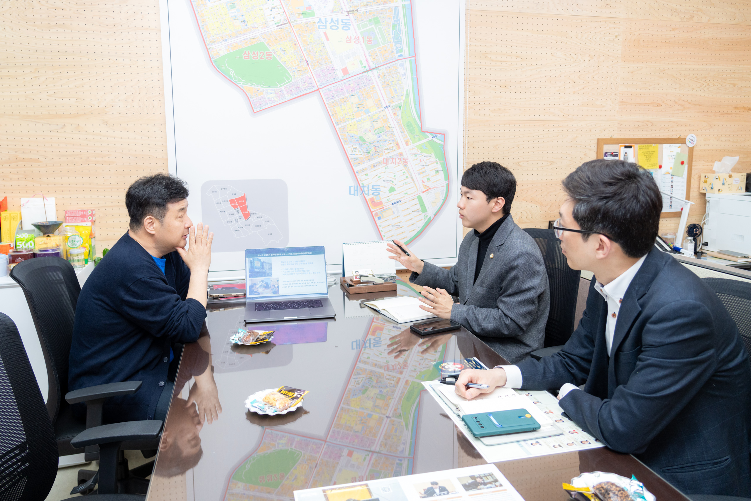 의원연구 단체 중간간담회(교육정책거버넌스)