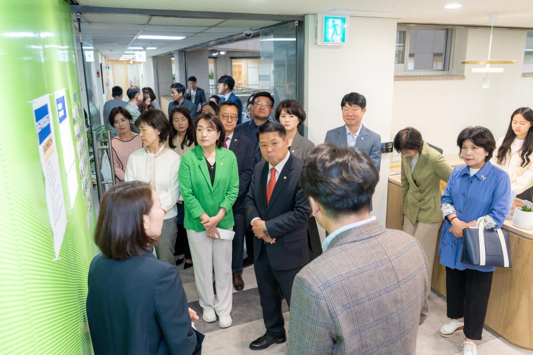 '복지도시위원회 현장방문(태화기독교사회복지관)' 게시글의 사진(14) '현장방문 복지도시위원회(태화기독교사회복지관) (14).jpg' '복지도시위원회 현장방문(태화기독교사회복지관)' 게시글의 사진(14) '현장방문 복지도시위원회(태화기독교사회복지관) (14).jpg'