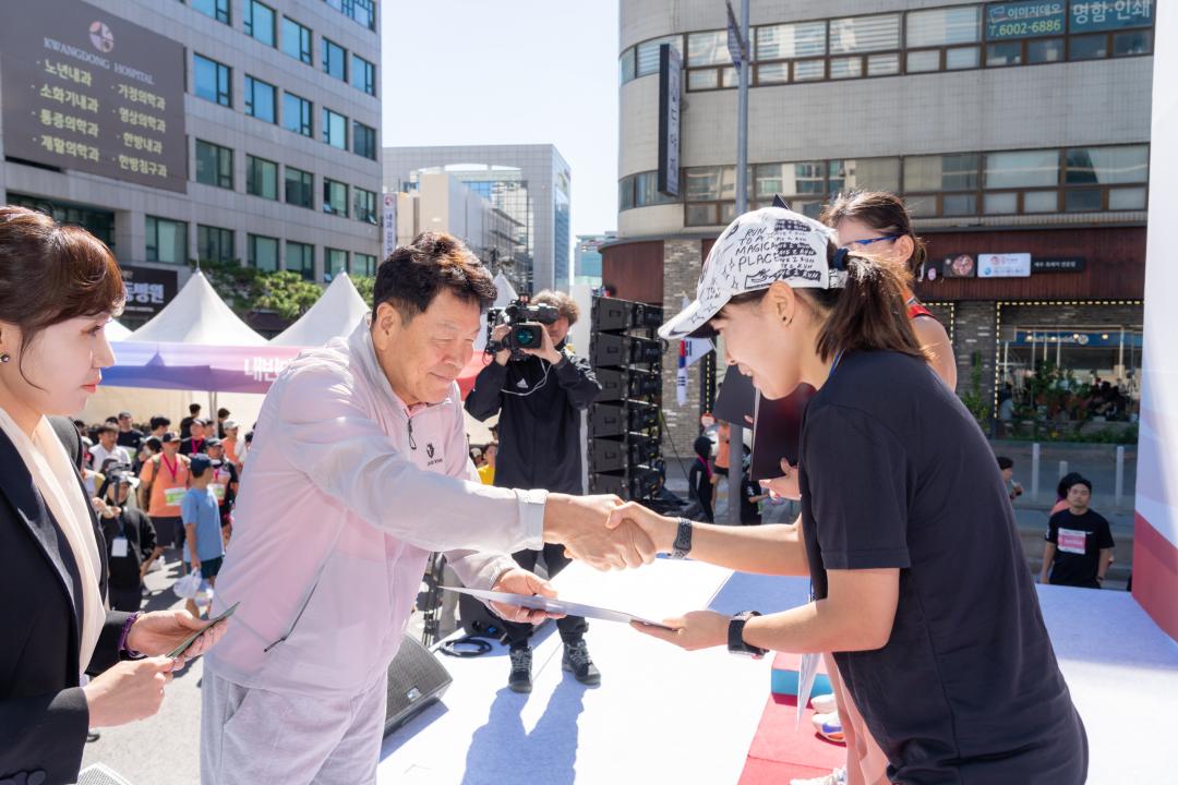 '제21회 국제평화마라톤대회' 게시글의 사진(104) '제21회 국제평화마라톤대회 (107).jpg'
