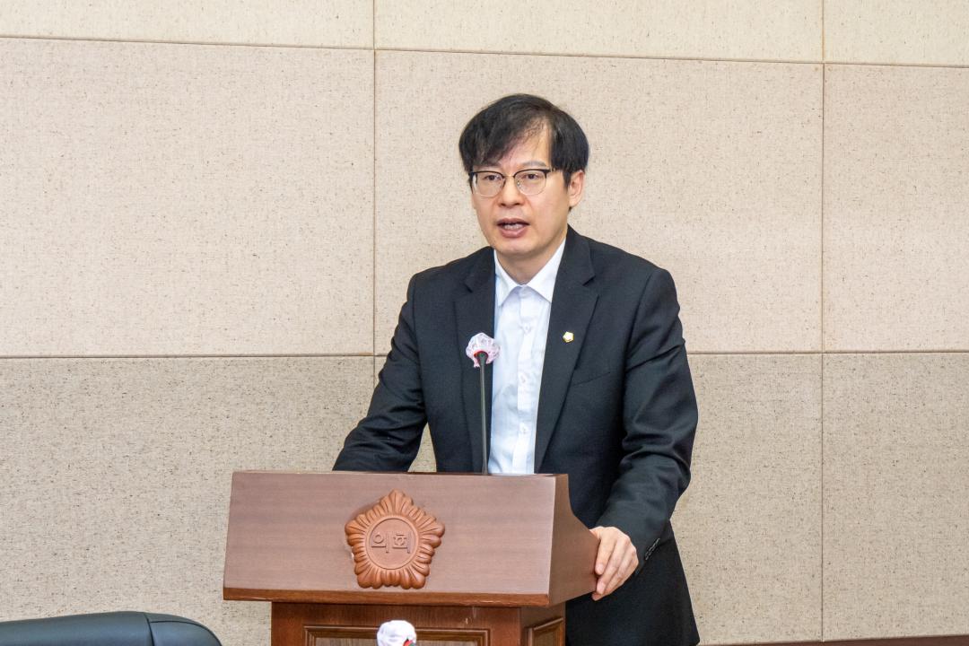 '제308회 제2차 정례회 폐회중 제3차 운영위원회' 게시글의 사진(1) 'P1061616.jpg'