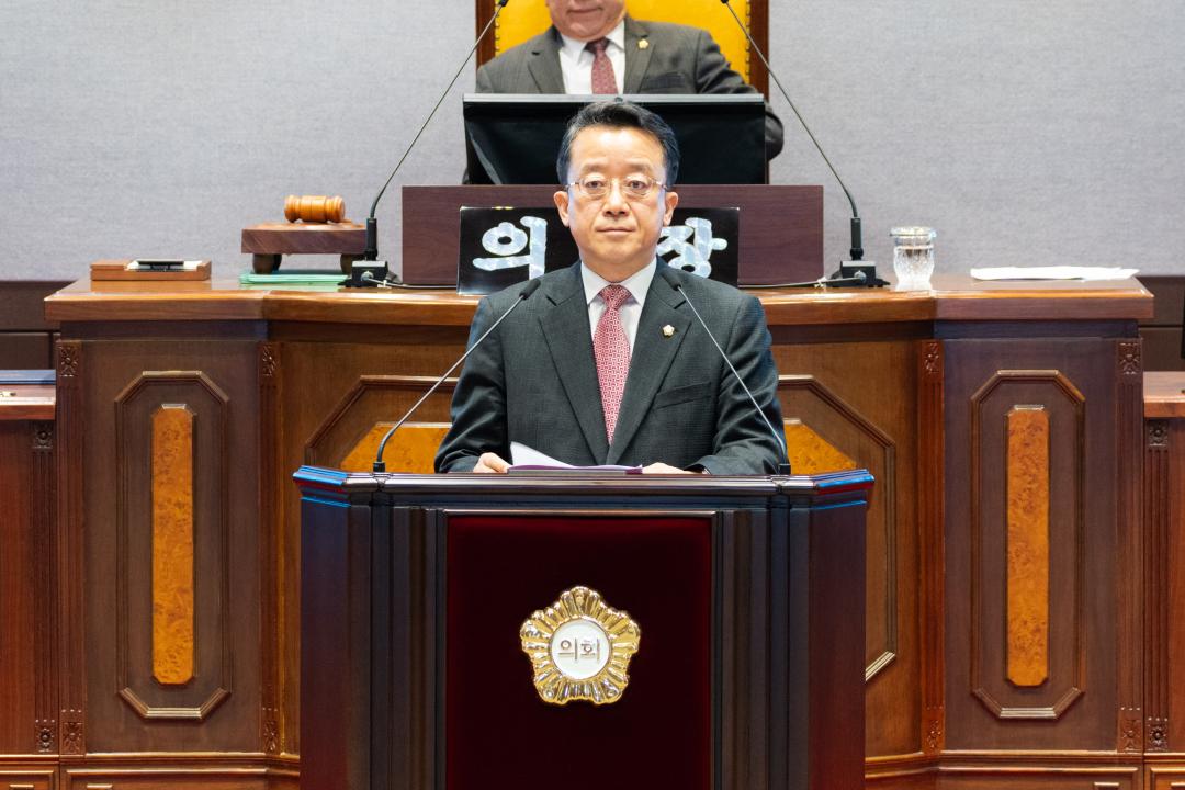 '제322회 임시회 제2차 본회의' 게시글의 사진(6) '제322회 임시회 제2차 본회의 (6).jpg'