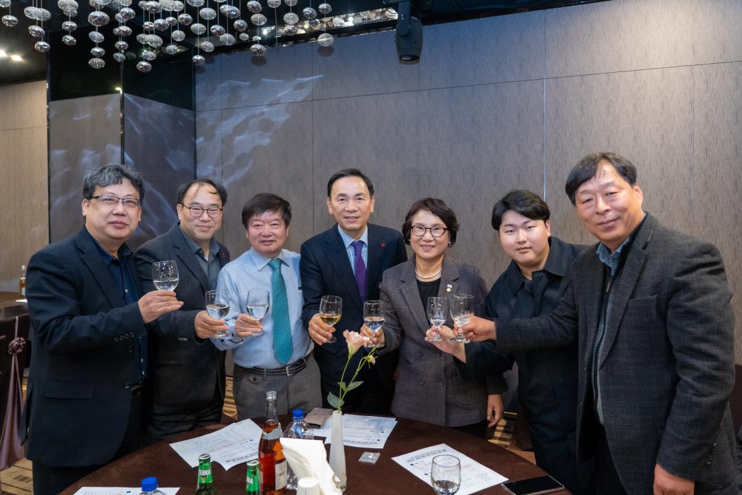 2023 강남구의회 송년회 (17).jpg