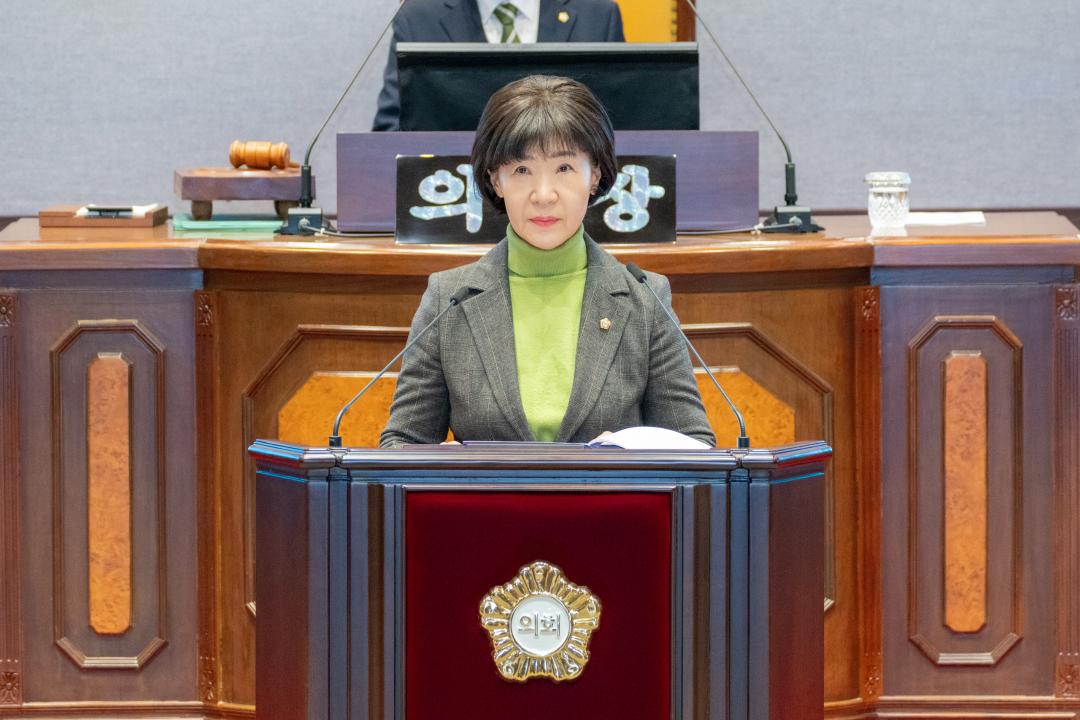 제323회 정례회 2차 본회의 (3).jpg