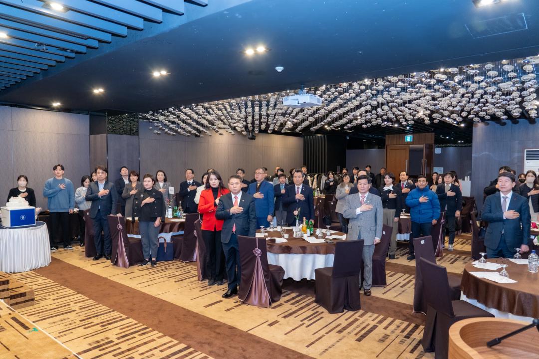 2023 강남구의회 송년회 (1).jpg