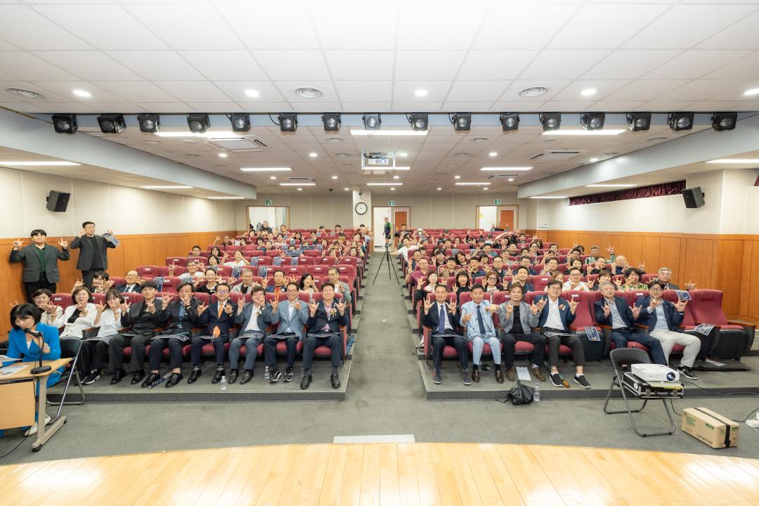 '농아인협회 강남구지회 창립 20주년 기념식' 게시글의 사진(14) '농아인협회 강남구지회 창립 20주년 기념식 (14).jpg'