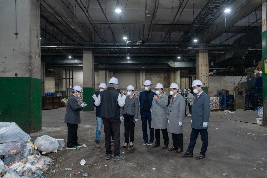 '현장방문 복지문화위원회(강남환경자원센터)' 게시글의 사진(15) '현장방문 복지문화위원회(강남환경자원센터) (15).jpg' '현장방문 복지문화위원회(강남환경자원센터)' 게시글의 사진(15) '현장방문 복지문화위원회(강남환경자원센터) (15).jpg'