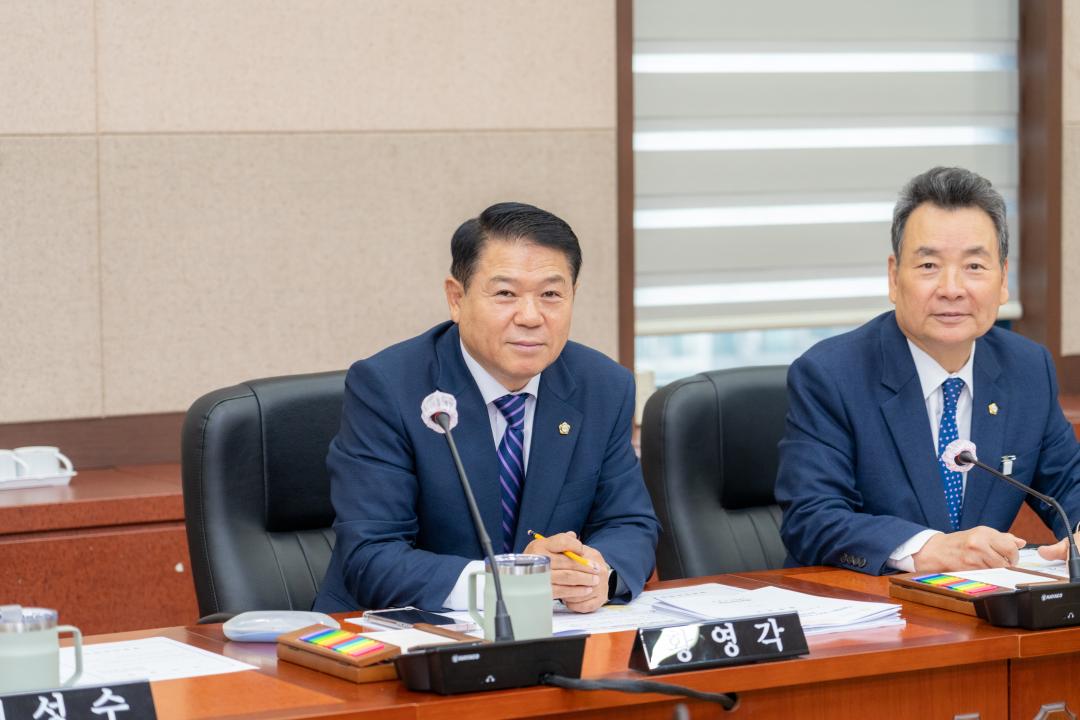 제322회 임시회 행정안전위원회 (10).jpg