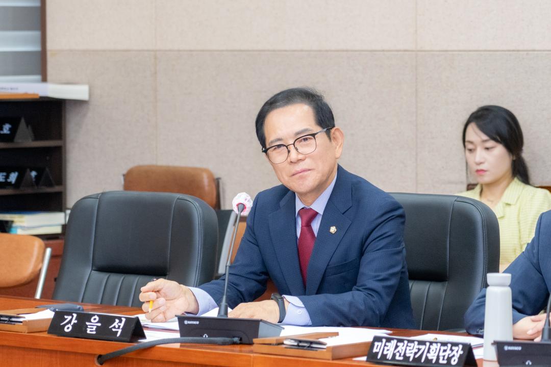 '제328회 정례회 경제도시위원회' 게시글의 사진(5) '제328회 정례회 경제도시위원회 (8).jpg'