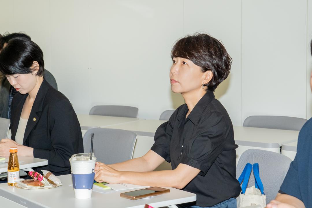 '행정재경위원회 현장방문(강남메디컬투어센터)' 게시글의 사진(3) 'DSC00539-편집.jpg'