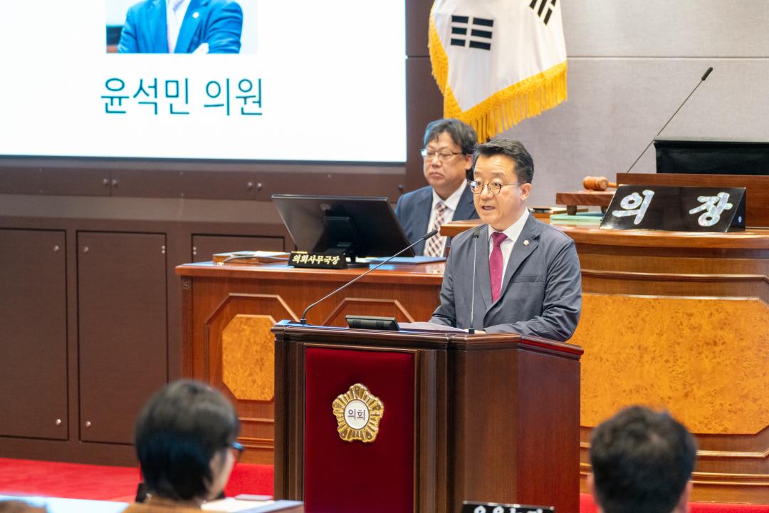 '제318회 임시회 제2차 본회의' 게시글의 사진(8) '제318회 임시회 제2차 본회의 (11).jpg'