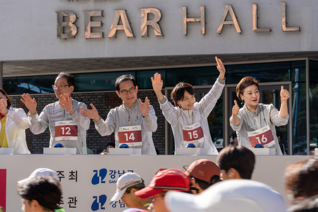 '제21회 국제평화마라톤대회' 게시글의 사진(62) '제21회 국제평화마라톤대회 (64).jpg' '제21회 국제평화마라톤대회' 게시글의 사진(62) '제21회 국제평화마라톤대회 (64).jpg'