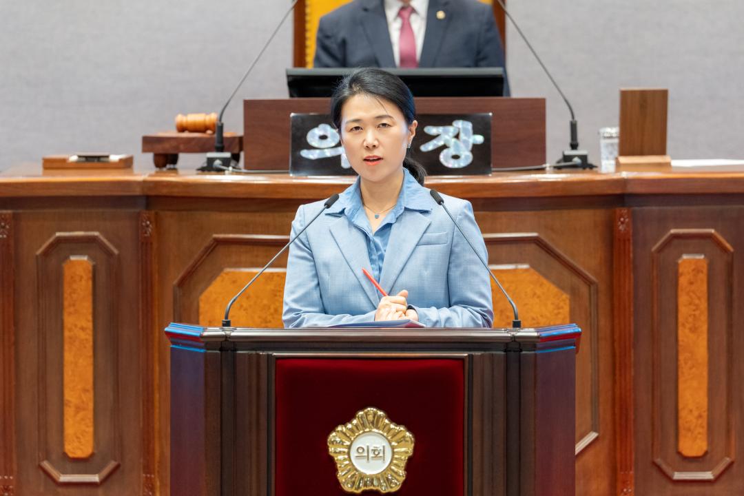 제334회 임시회 제2차 본회의 (4).jpg