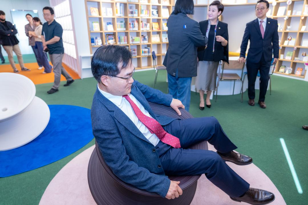 현장방문 복지문화위원회(논현문화마루) (1).jpg