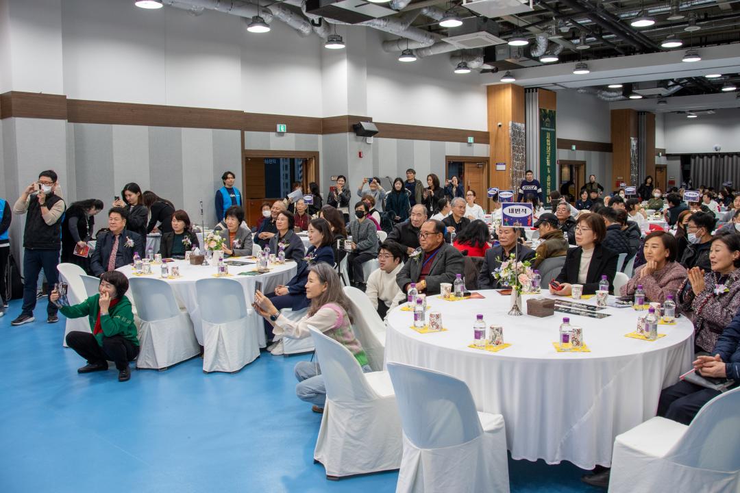'2023 강남장애인가족지원센터 5주년 기념식' 게시글의 사진(7) 'GNC_3275.jpg'