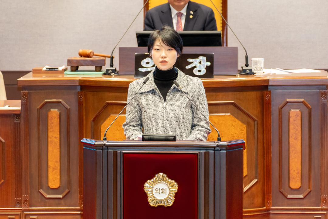 제315회 제2차 정례회 제3차 본회의 (9).jpg
