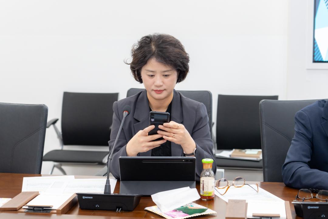 2025년 강남구의회 의원 역량강화교육 2차(ChatGPT) (15).jpg