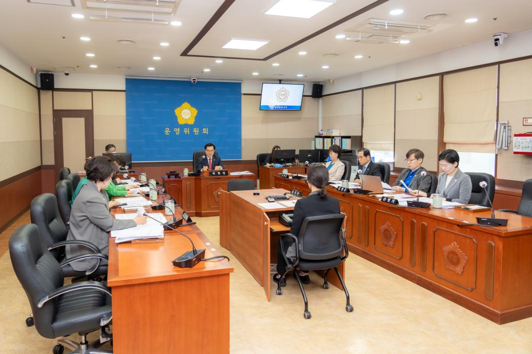 '제318회 임시회 제1차 운영위원회' 게시글의 사진(1) '제318회 임시회 제1차 운영위원회 (1).jpg'