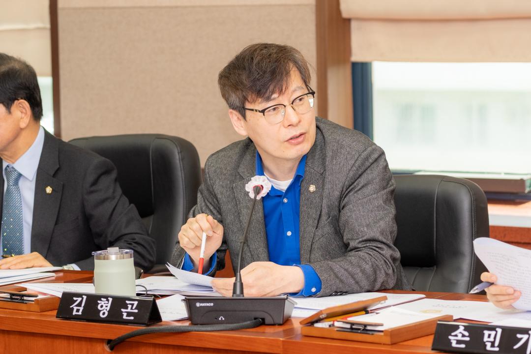 '제318회 임시회 제1차 운영위원회' 게시글의 사진(15) '제318회 임시회 제1차 운영위원회 (15).jpg'