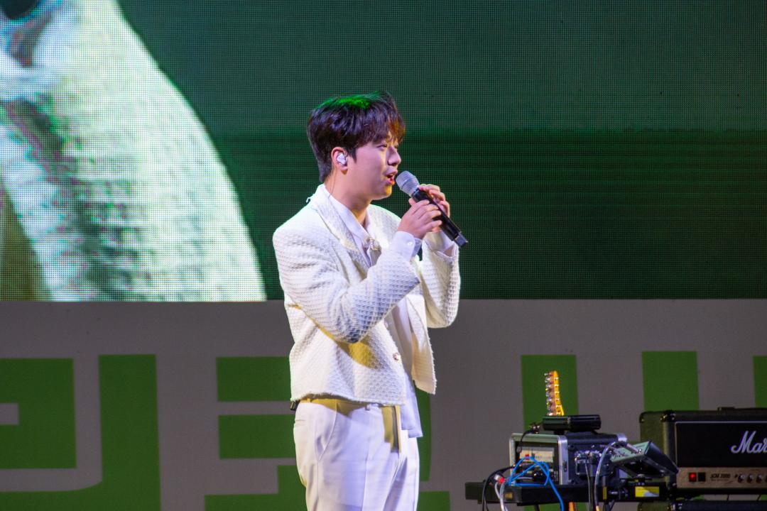 '2023 마루공원 그린콘서트' 게시글의 사진(6) '6f25edc5402e6f55fdbb39a0f078dc30812d8b1ced4df465194653d1de8f4945.jpg' '2023 마루공원 그린콘서트' 게시글의 사진(6) '6f25edc5402e6f55fdbb39a0f078dc30812d8b1ced4df465194653d1de8f4945.jpg'