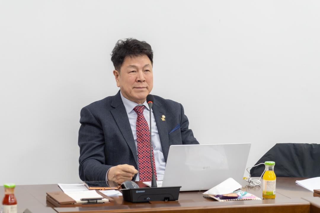 2025년 강남구의회 의원 역량강화교육 1차 (4).jpg