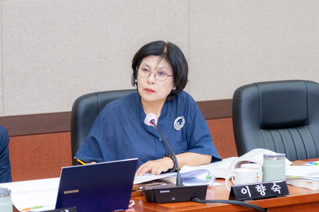 제319회 정례회 복지도시위원회 (14).jpg