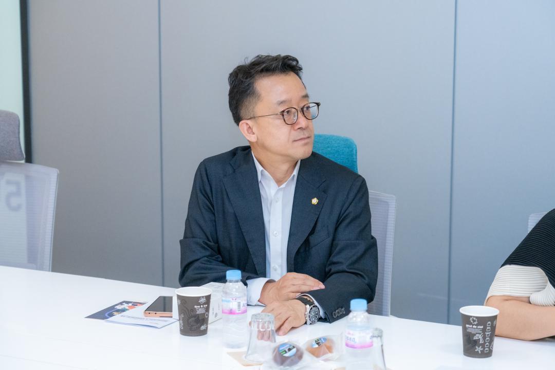 양구군의회 방문 (25).jpg