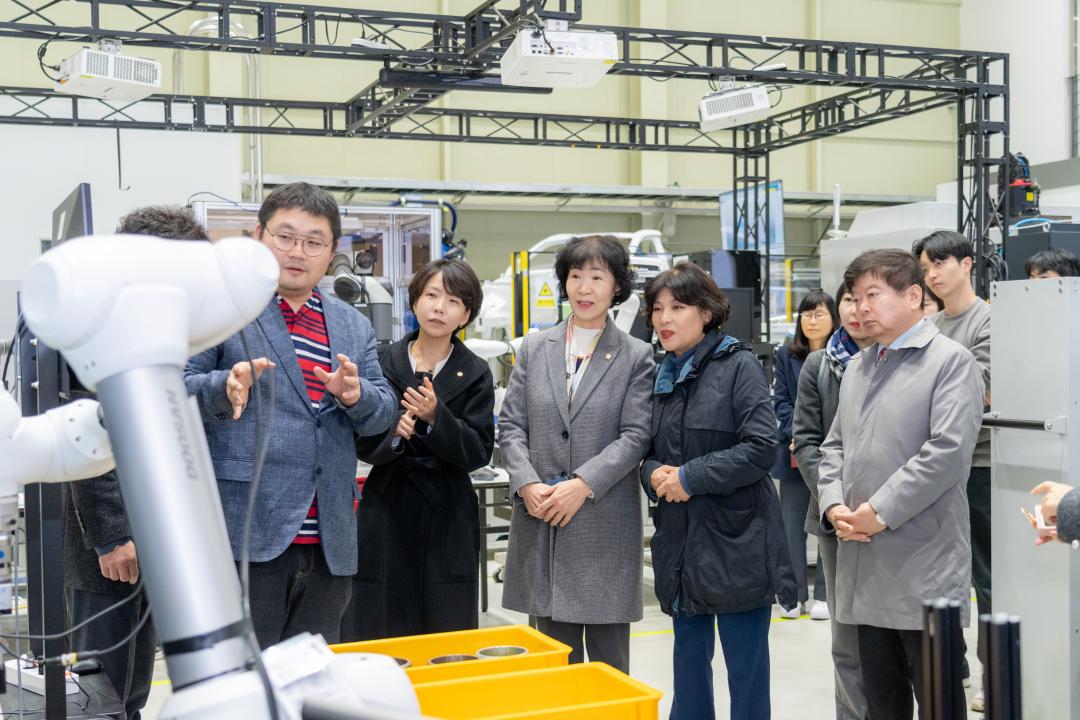 제323회 정례회 경제도시위원회 현지확인 (11).jpg