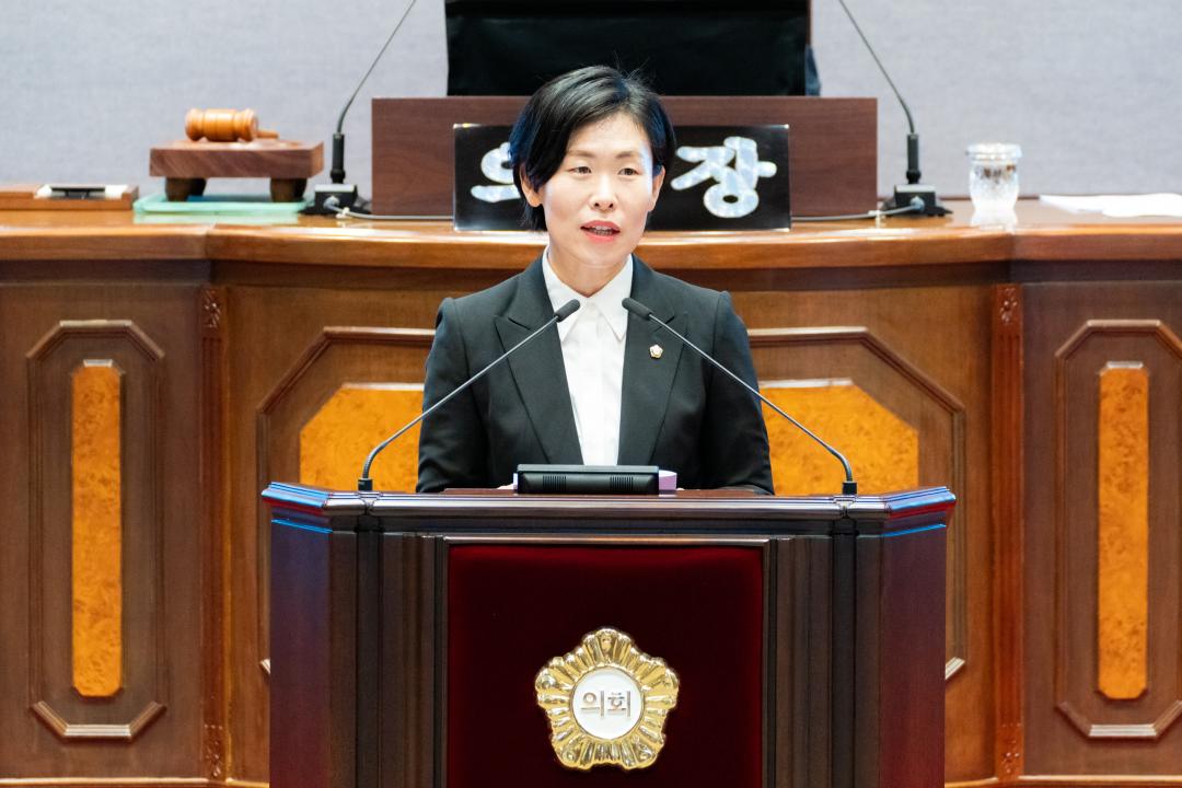 '제321회 임시회 제1차 본회의' 게시글의 사진(7) '제321회 임시회 제1차 본회의 (7).jpg' '제321회 임시회 제1차 본회의' 게시글의 사진(7) '제321회 임시회 제1차 본회의 (7).jpg'