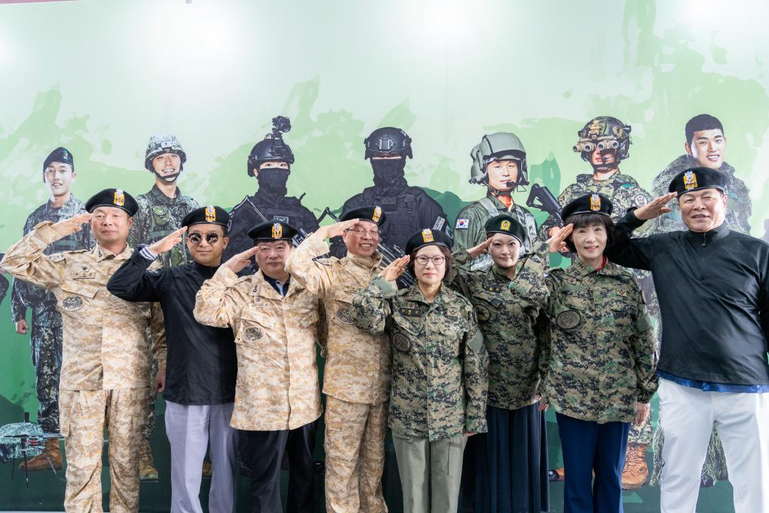 '강남구의회 구의원 안보교육' 게시글의 사진(9) 'R5_03644-Evoto.jpg' '강남구의회 구의원 안보교육' 게시글의 사진(9) 'R5_03644-Evoto.jpg'
