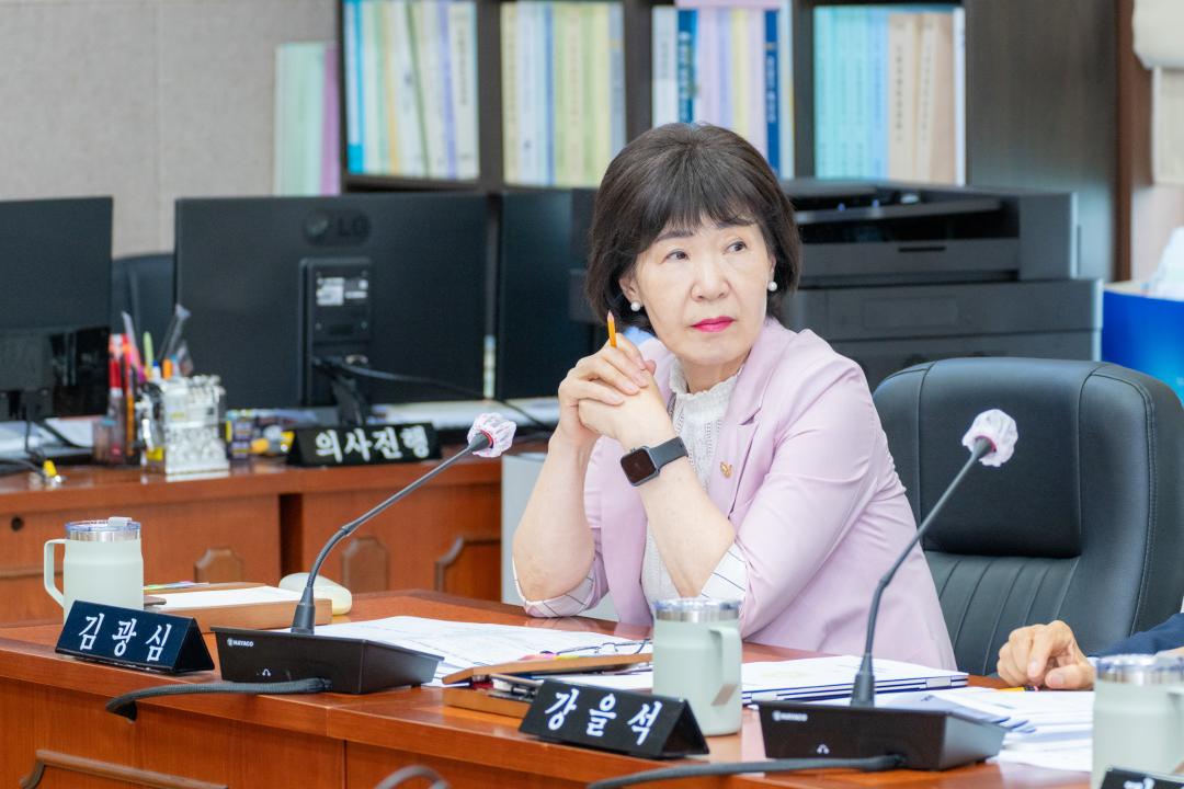 제319회 정례회 제1차 운영위원회 (8).jpg