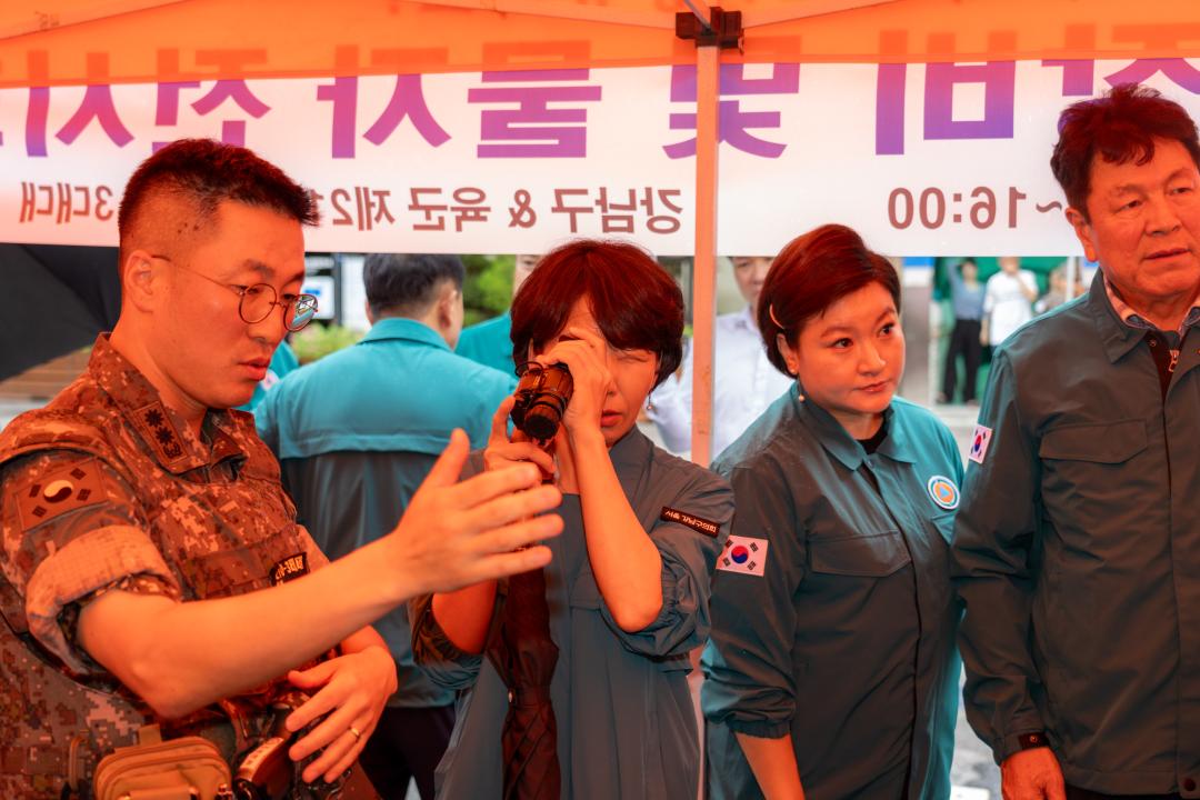 '2024년 을지연습 훈련 참관' 게시글의 사진(37) 'R5_00860.jpg' '2024년 을지연습 훈련 참관' 게시글의 사진(37) 'R5_00860.jpg'