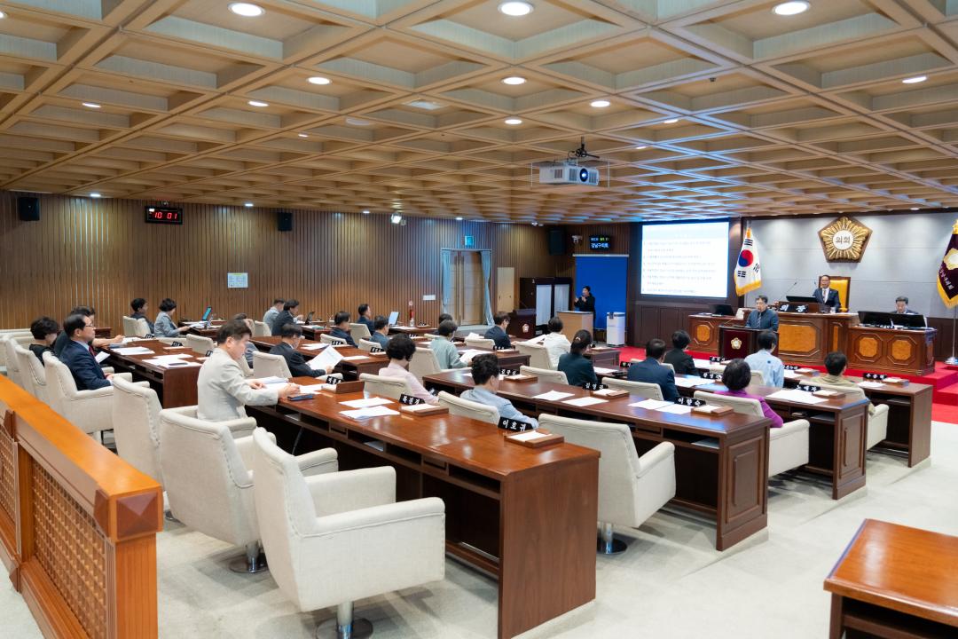 '제328회 정례회 제2차 본회의' 게시글의 사진(2) '제328회 정례회 제2차 본회의 (2).jpg'
