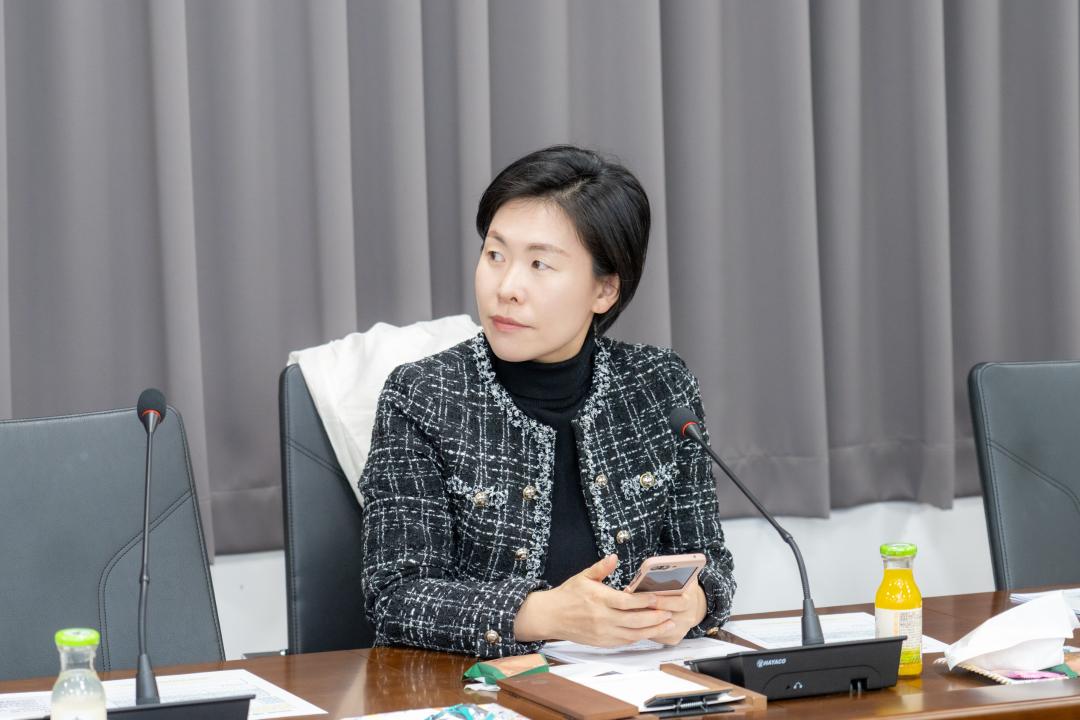 2025년 강남구의회 의원 역량강화교육 2차(ChatGPT) (18).jpg