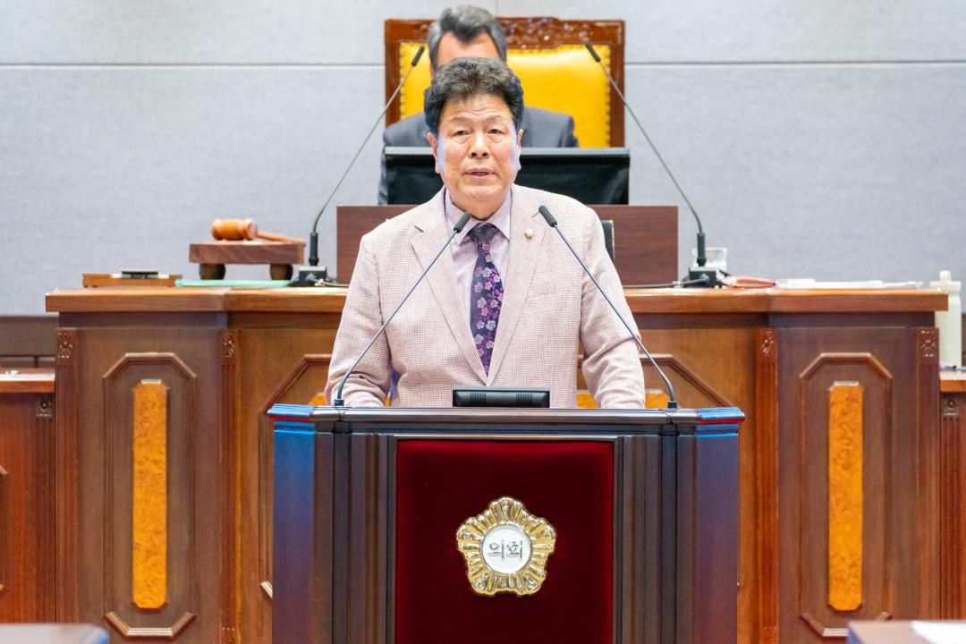 '제319회 제1차 정례회 제1차 본회의' 게시글의 사진(8) '제319회 정례회 제1차 본회의 (8).jpg'