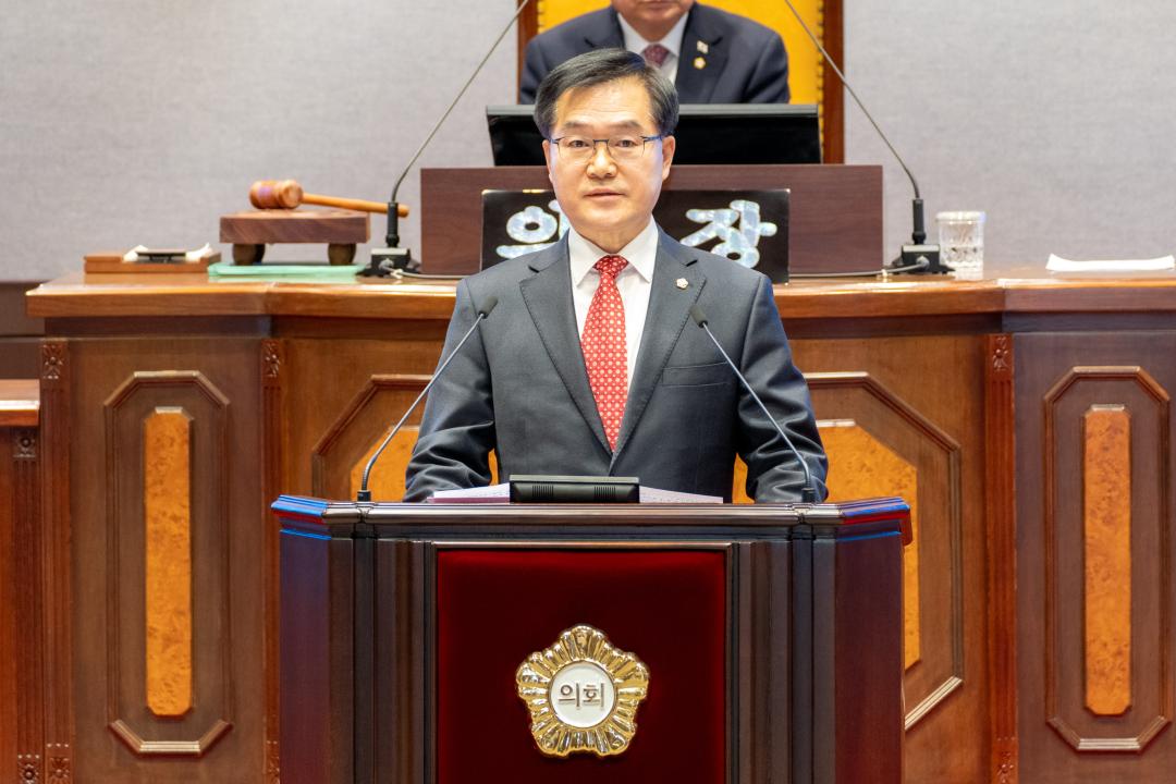 제315회 제2차 정례회 제3차 본회의 (6).jpg