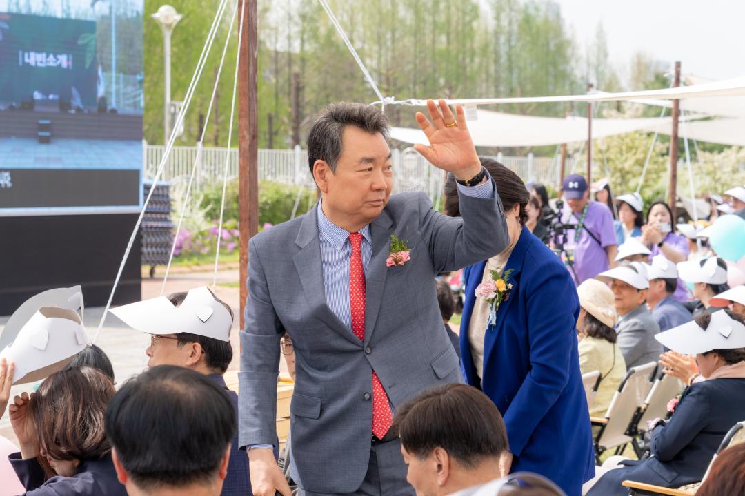 '제45회 장애인의 날 기념행사' 게시글의 사진(19) '제45회 장애인의 날 기념행사 (19).jpg'