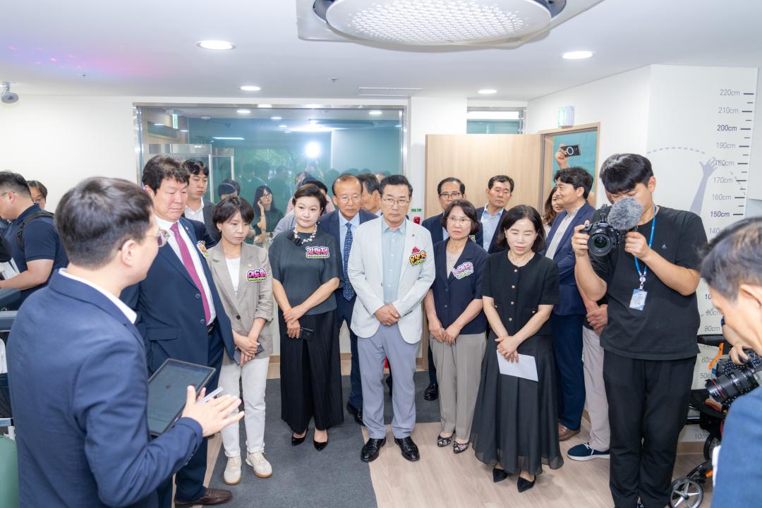 '강남종합사회복지관 리모델링 개소식' 게시글의 사진(29) '강남종합사회복지관 리모델링 개소식 (29).jpg'