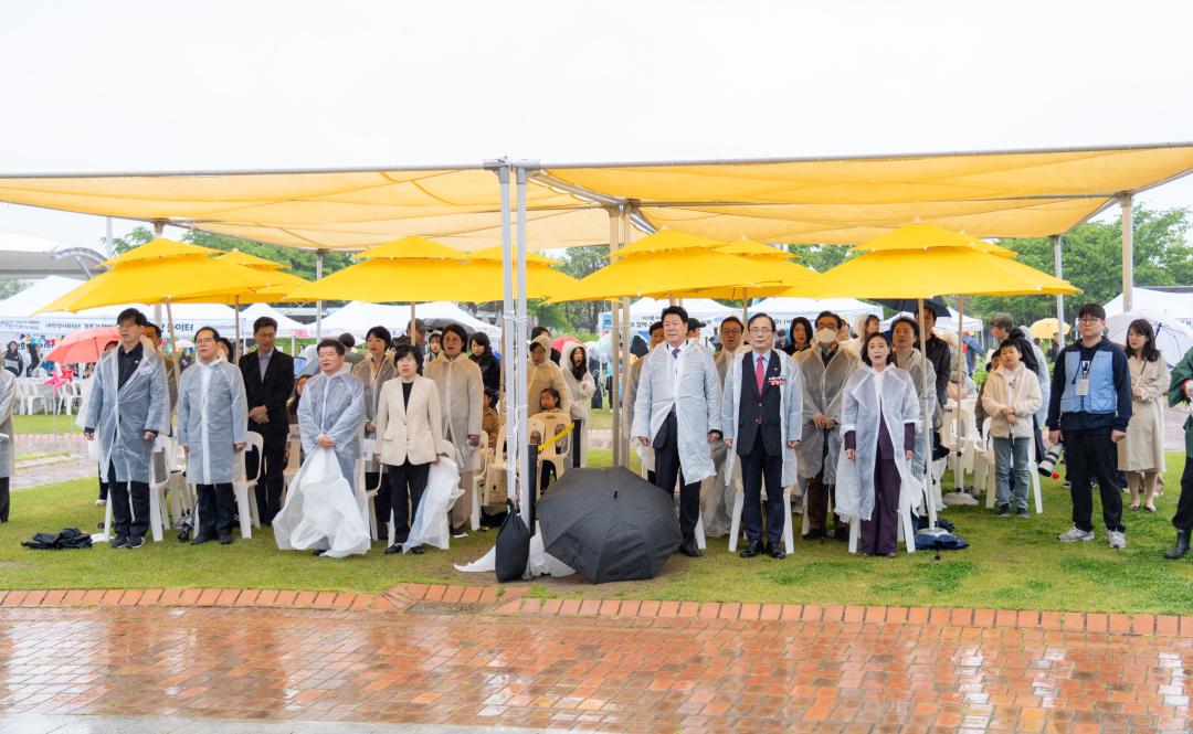 '2025 어린이가 그리는 온가족 다문화 놀이터' 게시글의 사진(9) '2025 어린이가 그리는 온가족 다문화 놀이터 (14).jpg'