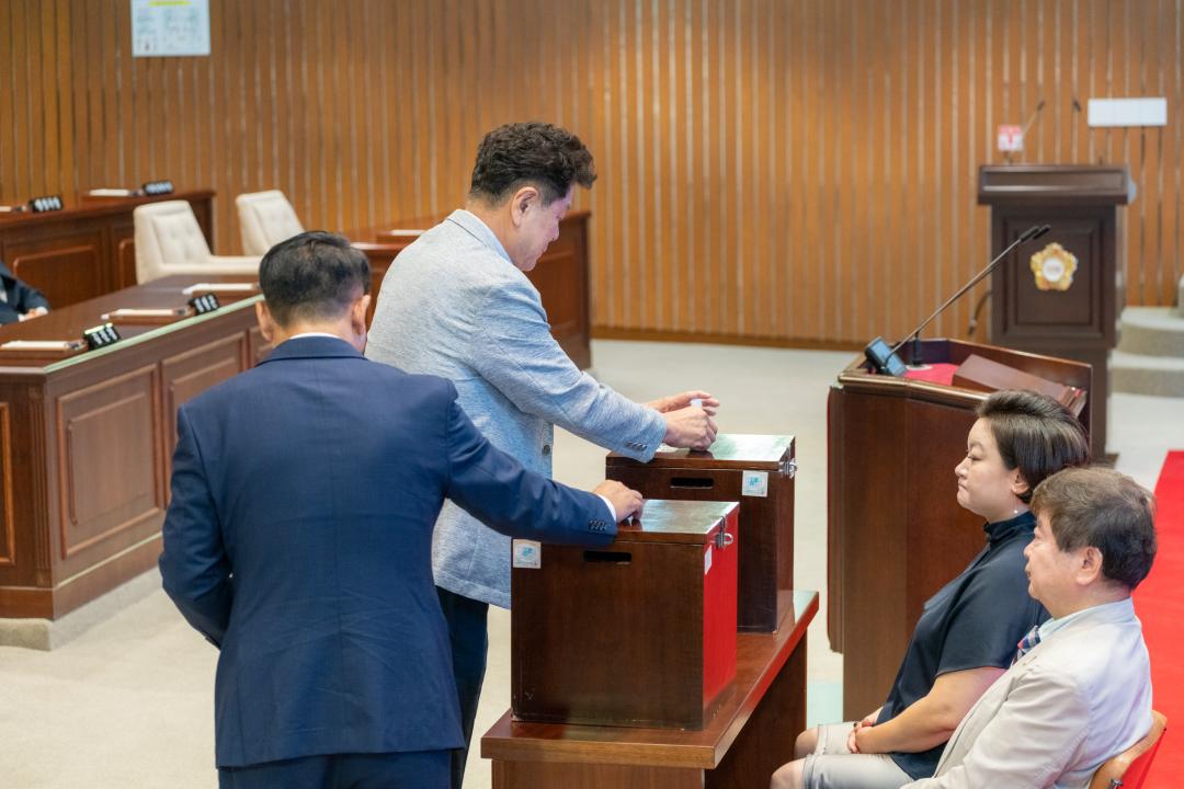'제320회 임시회 제1차 본회의' 게시글의 사진(16) '제320회 임시회 제1차 본회의 (16).jpg' '제320회 임시회 제1차 본회의' 게시글의 사진(16) '제320회 임시회 제1차 본회의 (16).jpg'