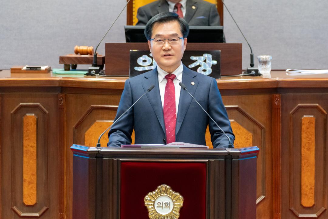 제331회 정례회 제3차 본회의 (11).jpg