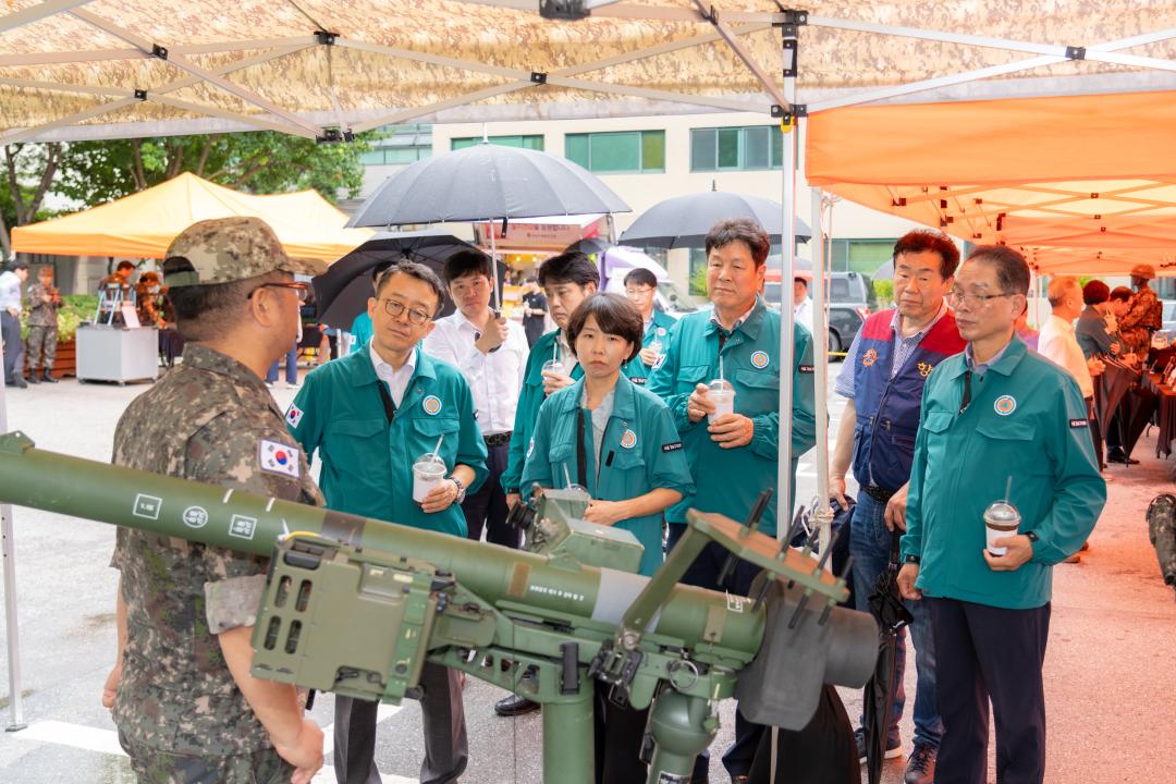 '2024년 을지연습 훈련 참관' 게시글의 사진(43) 'R5_00991.jpg' '2024년 을지연습 훈련 참관' 게시글의 사진(43) 'R5_00991.jpg'