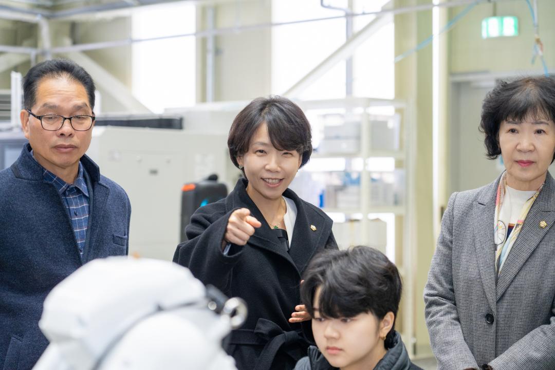 제323회 정례회 경제도시위원회 현지확인 (16).jpg