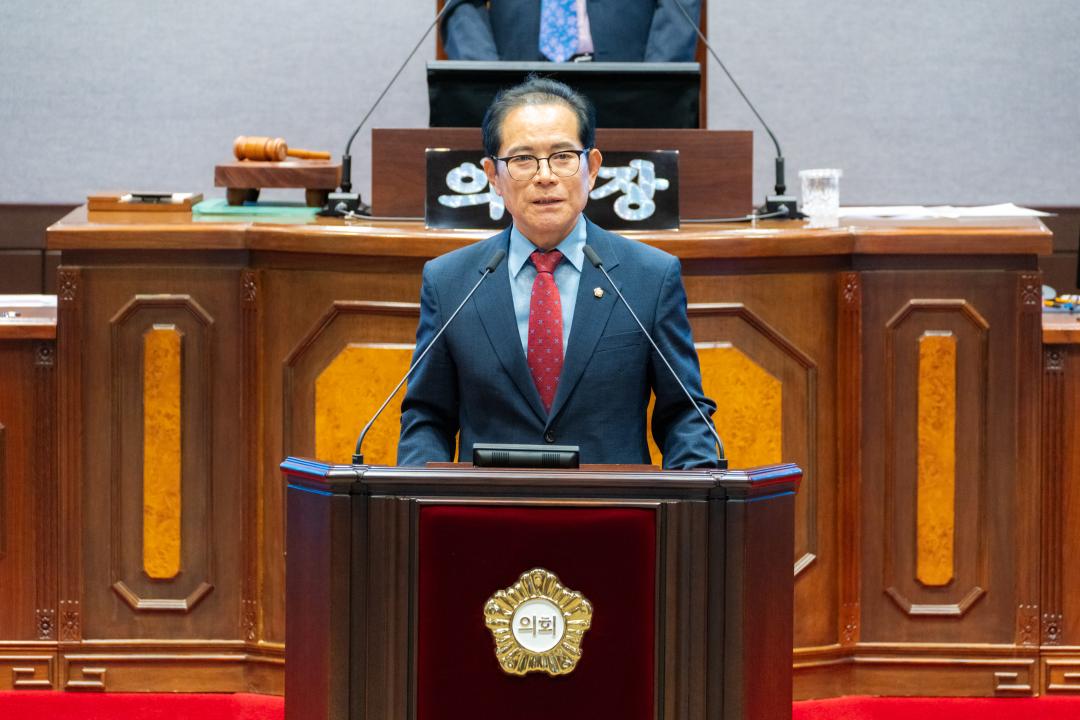 제320회 임시회 제2차 본회의 (5).jpg