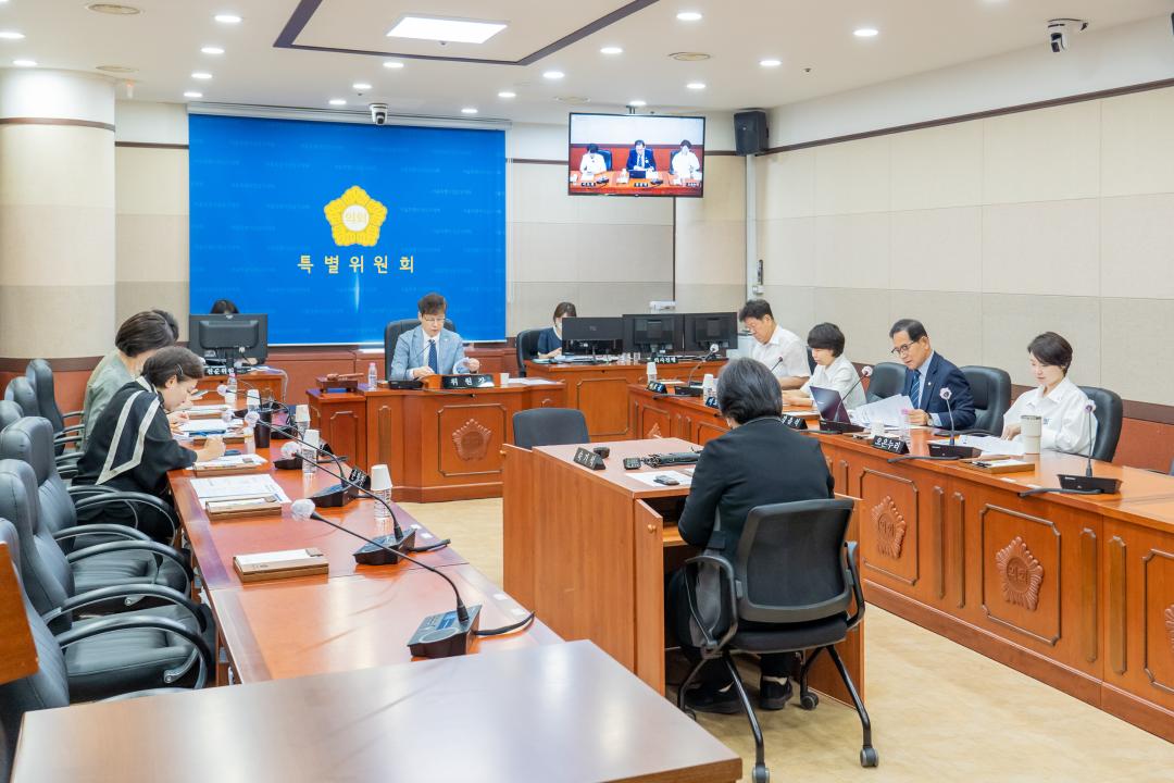 '제311회 임시회 폐회중 제2차 생활안전 및 환경점검 특별위원회' 게시글의 사진(2) 'DSC02165-편집.jpg'