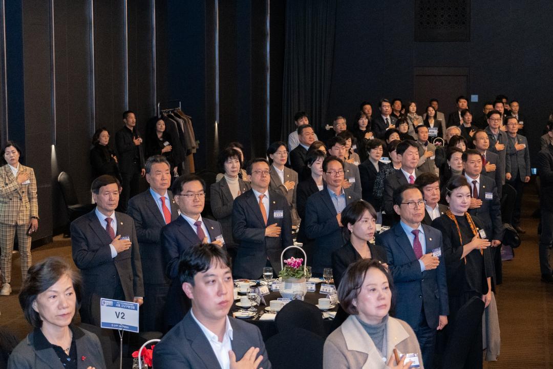 '제22기 민주평통 서울강남구협의회 출범식 및 3분기 국내 정기회의' 게시글의 사진(4) '제22기 민주평통 서울강남구협의회 출범식 및 3분기 국내 정기회의 (3).jpg'