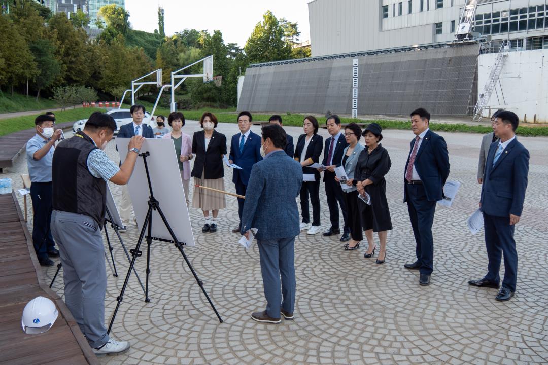 '제306회 제1차 정례회 복지도시위원회 현장방문' 게시글의 사진(2) 'P1051417.jpg'