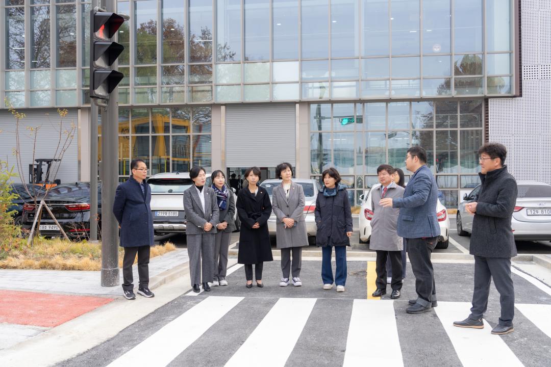 '제323회 제2차 정례회 경제도시위원회 현지확인' 게시글의 사진(20) '제323회 정례회 경제도시위원회 현지확인 (20).jpg' '제323회 제2차 정례회 경제도시위원회 현지확인' 게시글의 사진(20) '제323회 정례회 경제도시위원회 현지확인 (20).jpg'