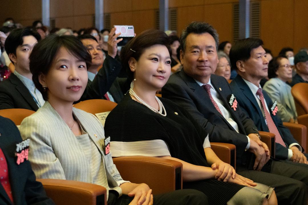 '제28회 노인의 날 기념행사' 게시글의 사진(11) '제28회 노인의 날 기념행사 (12).jpg'